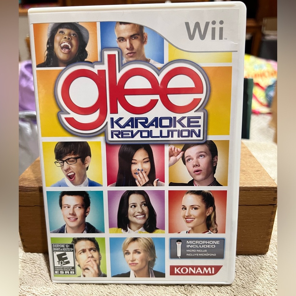 Wii Game Glee Karaoke